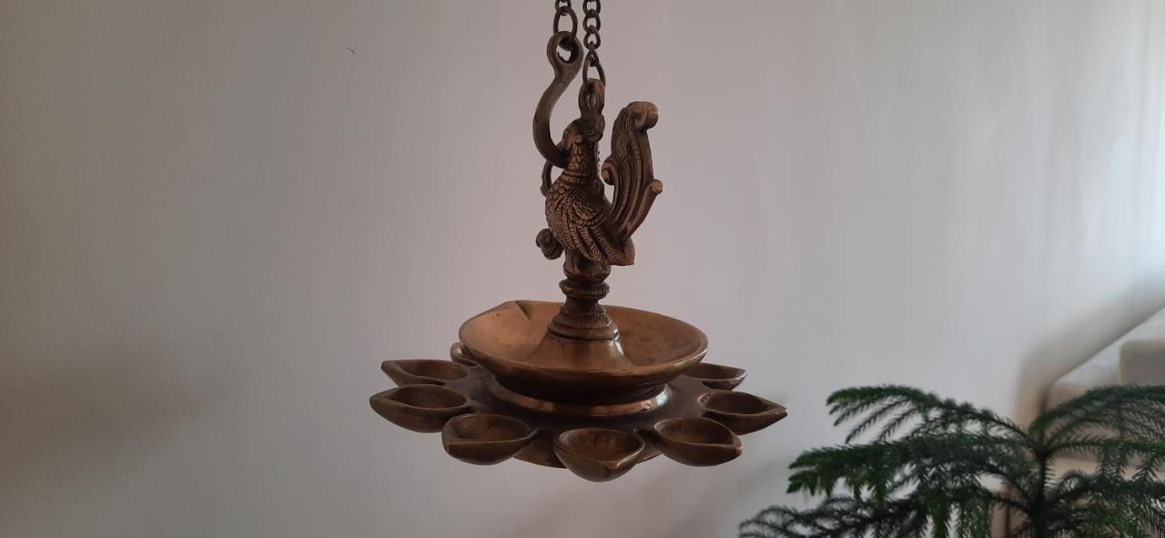 Golden Healing Journeys Homestay Rishīkesh Zewnętrze zdjęcie